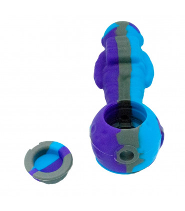 PIPA SILICONA ASTRONAUTA 12,5CM hueco para guardar cosas.