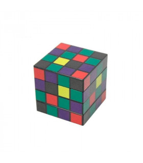 Grinder para marihuana con polinizador y forma de cubo de rubik.