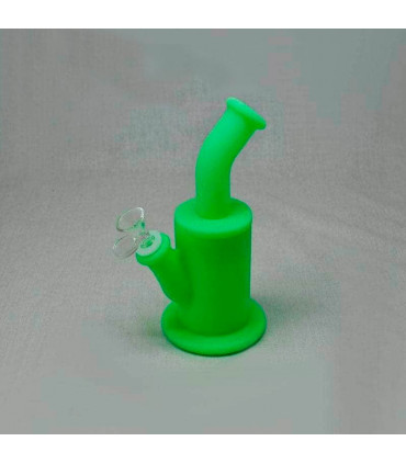 Bong de silicona desmontable.