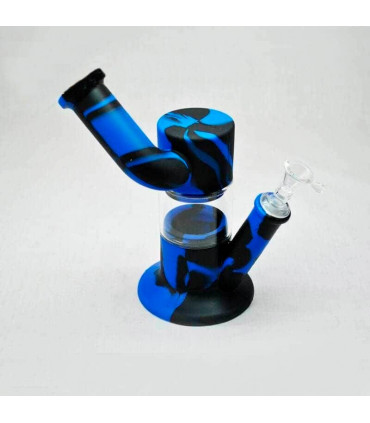 Bong de silicona y cristal.